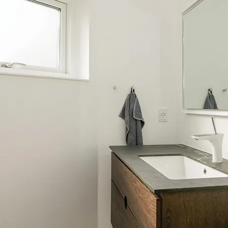4 Bedroom Cozy In * Blokhus