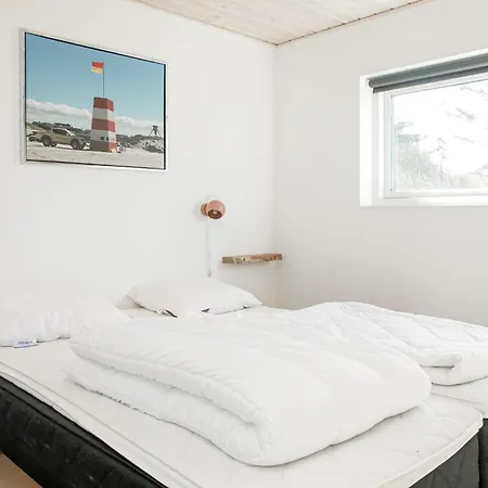 4 Bedroom Cozy In Дом отдыха